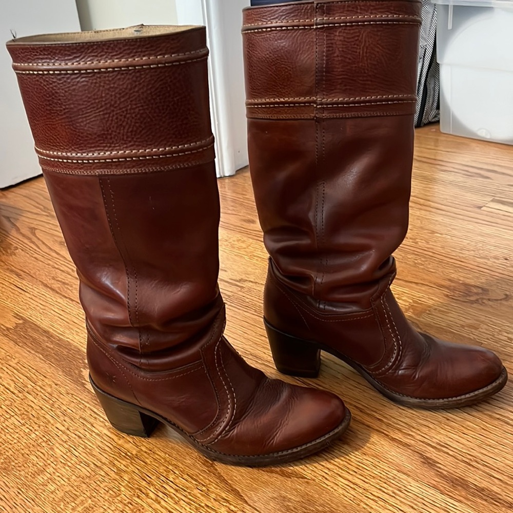 Frye leather redwood tall boots 7 wide